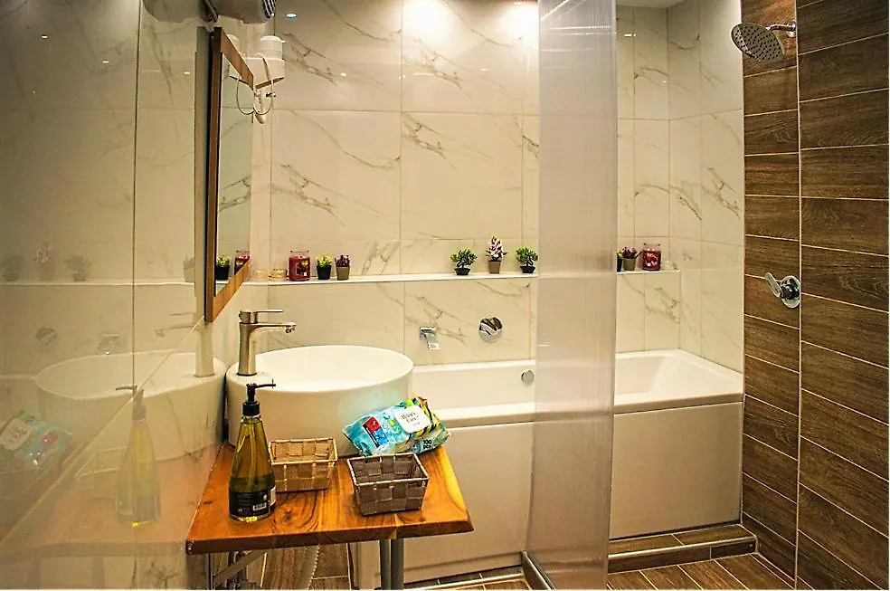 Apartment Ayasofia Suite Jakuzzi 2 Bedrooms Balcony Thessaloniki